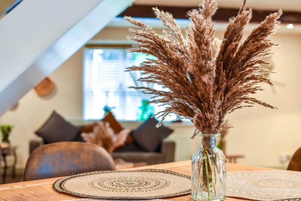The Loft @ The Old George * South Cerney