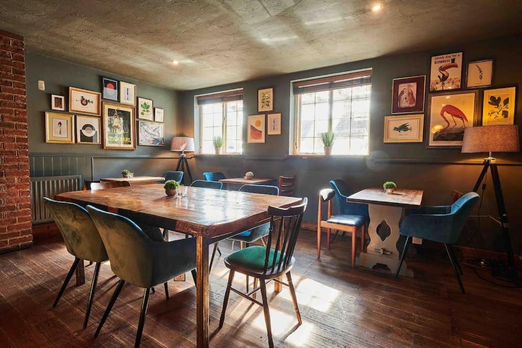 Apartment The Loft @ The Old George South Cerney