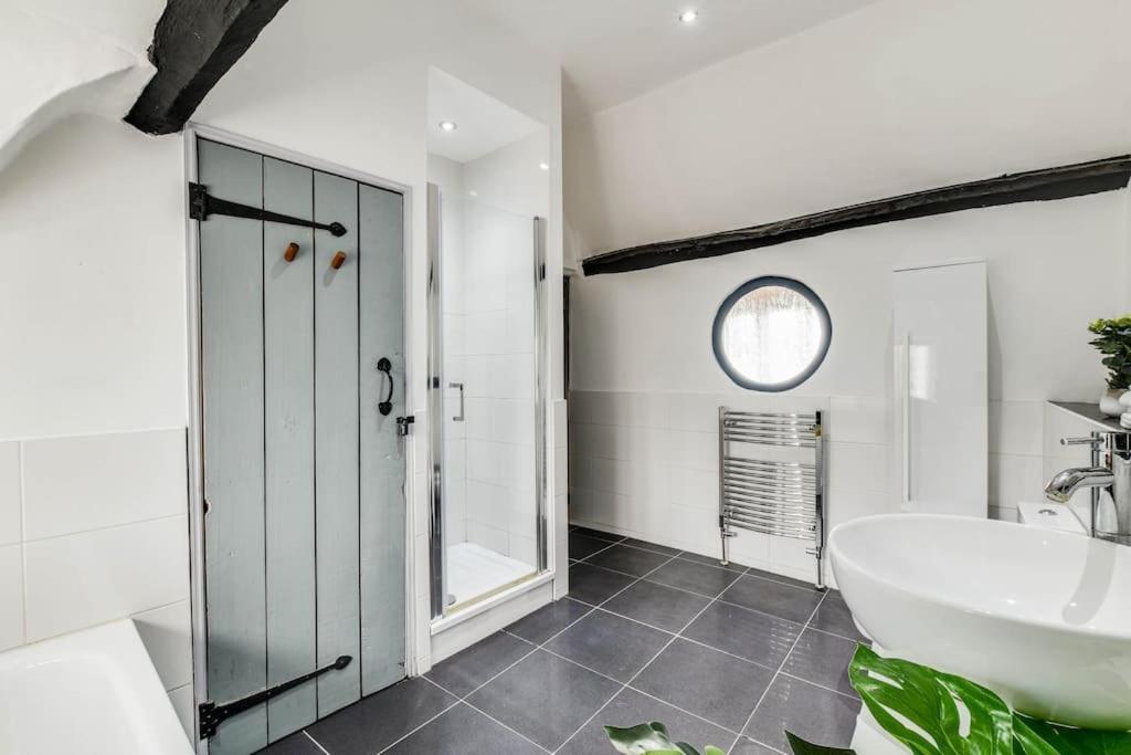 Apartment The Loft @ The Old George South Cerney